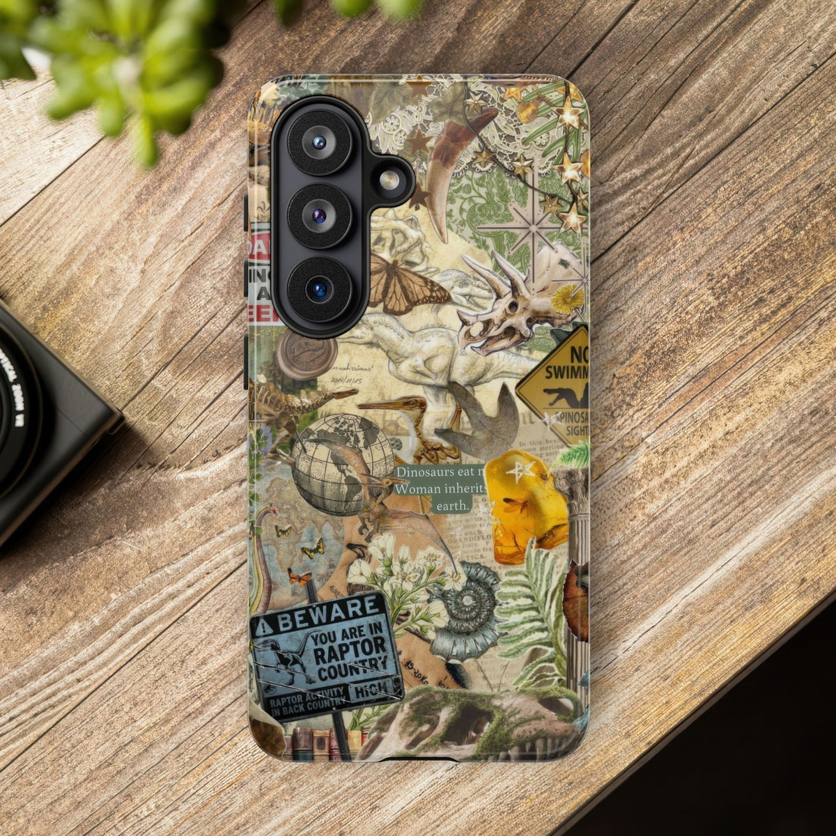 Aesthetic Dinosaur Case - Vintage Jurassic World Graphic Tough Phone Cases