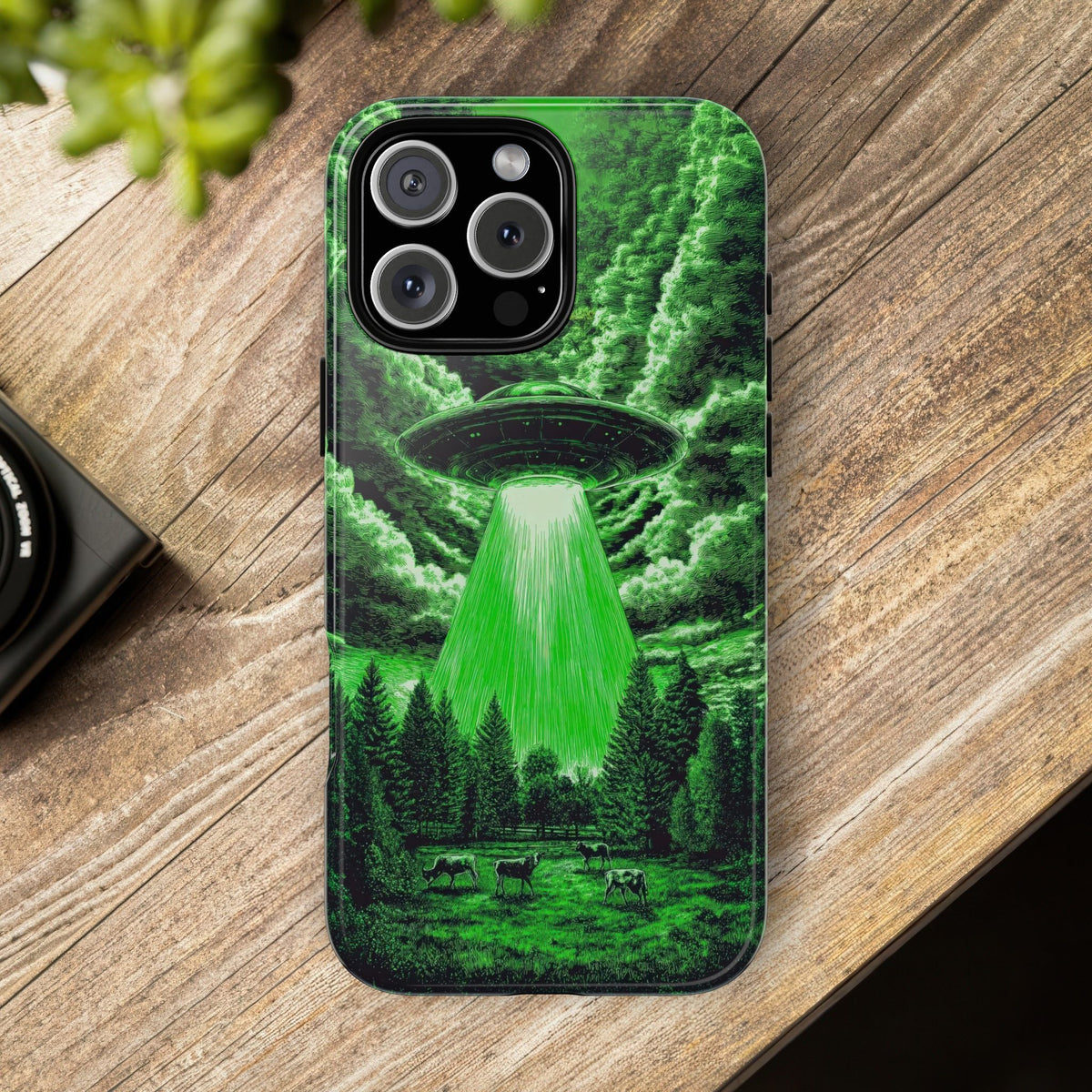 Vintage Alien UFO Graphic Tough Phone Cases