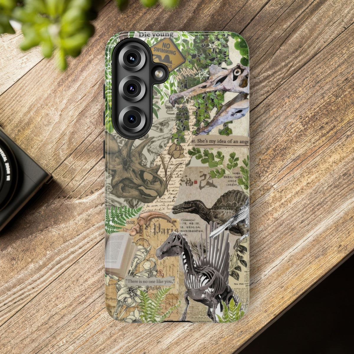 Aesthetic Dinosaur Case - Vintage Jurassic World Graphic Tough Phone Cases