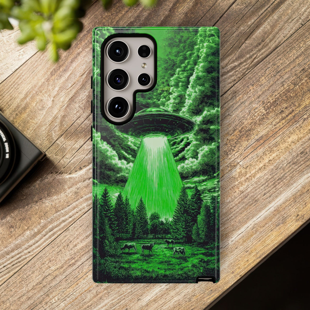 Vintage Alien UFO Graphic Tough Phone Cases