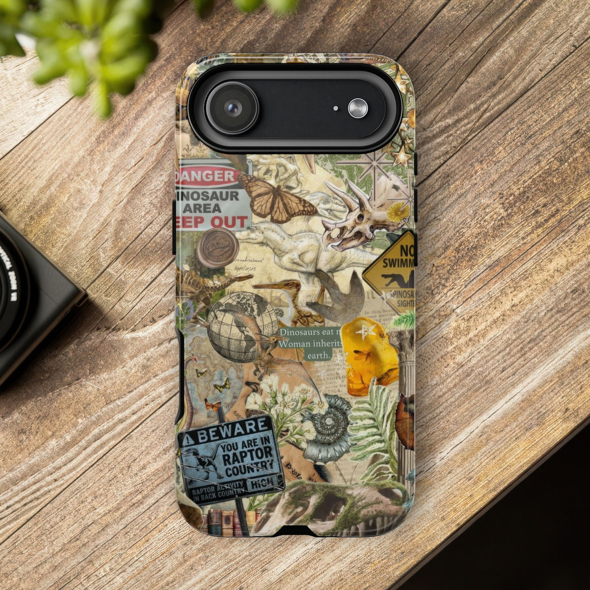 Aesthetic Dinosaur Case - Vintage Jurassic World Graphic Tough Phone Cases