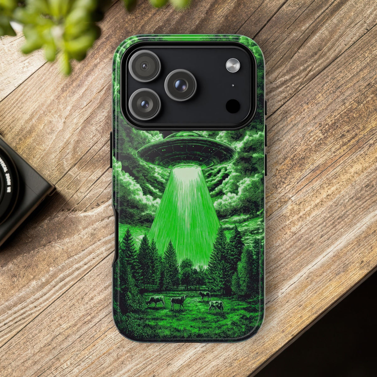 Vintage Alien UFO Graphic Tough Phone Cases