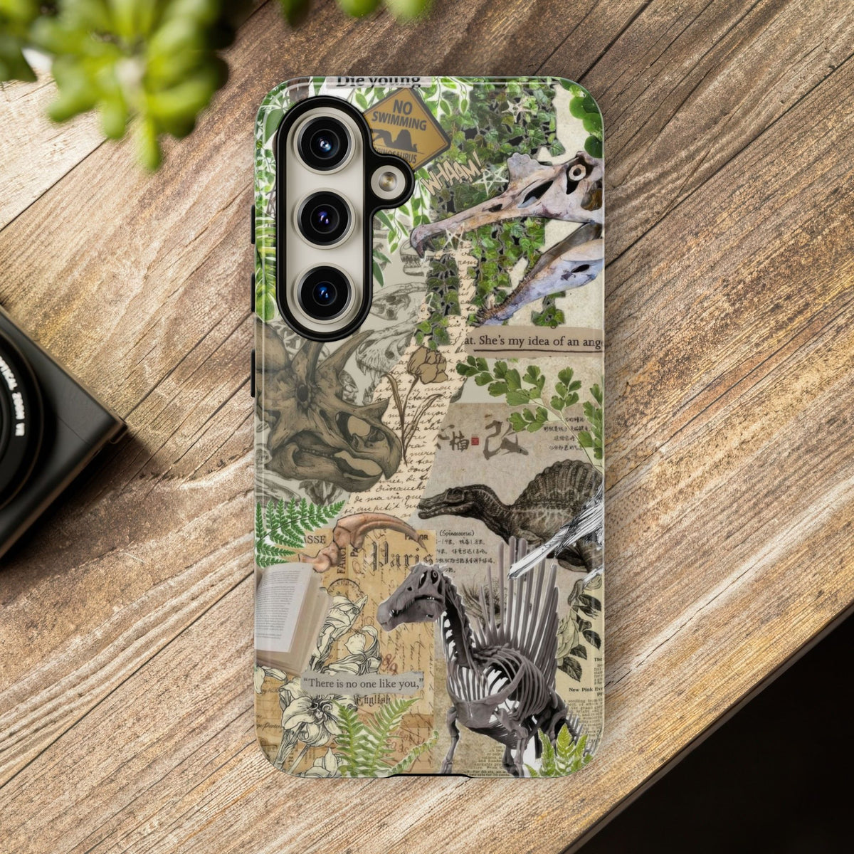Aesthetic Dinosaur Case - Vintage Jurassic World Graphic Tough Phone Cases