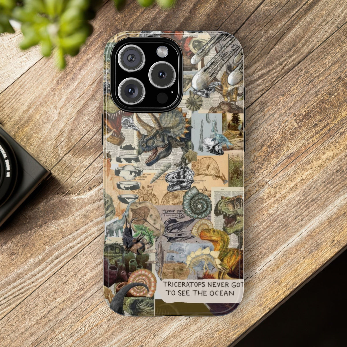 Aesthetic Dinosaur Case - Vintage Jurassic World Graphic Tough Phone Cases