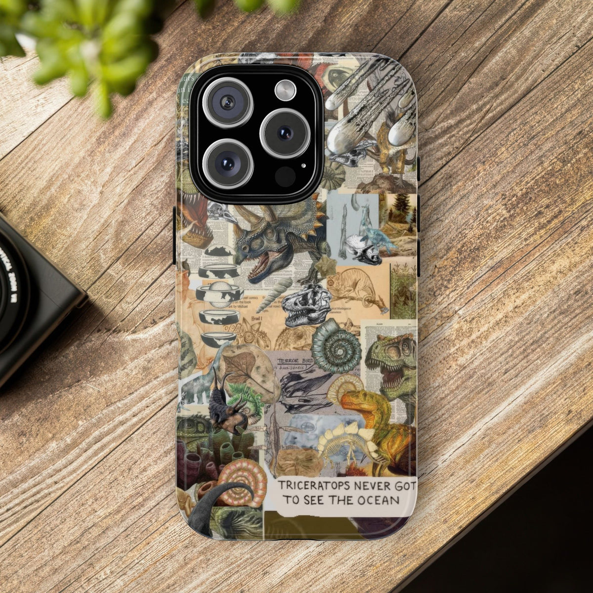 Aesthetic Dinosaur Case - Vintage Jurassic World Graphic Tough Phone Cases