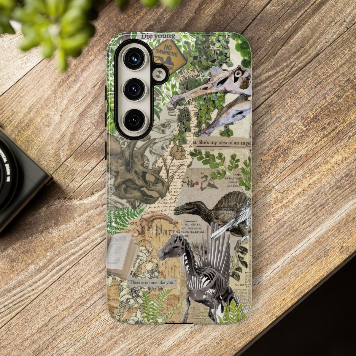Aesthetic Dinosaur Case - Vintage Jurassic World Graphic Tough Phone Cases