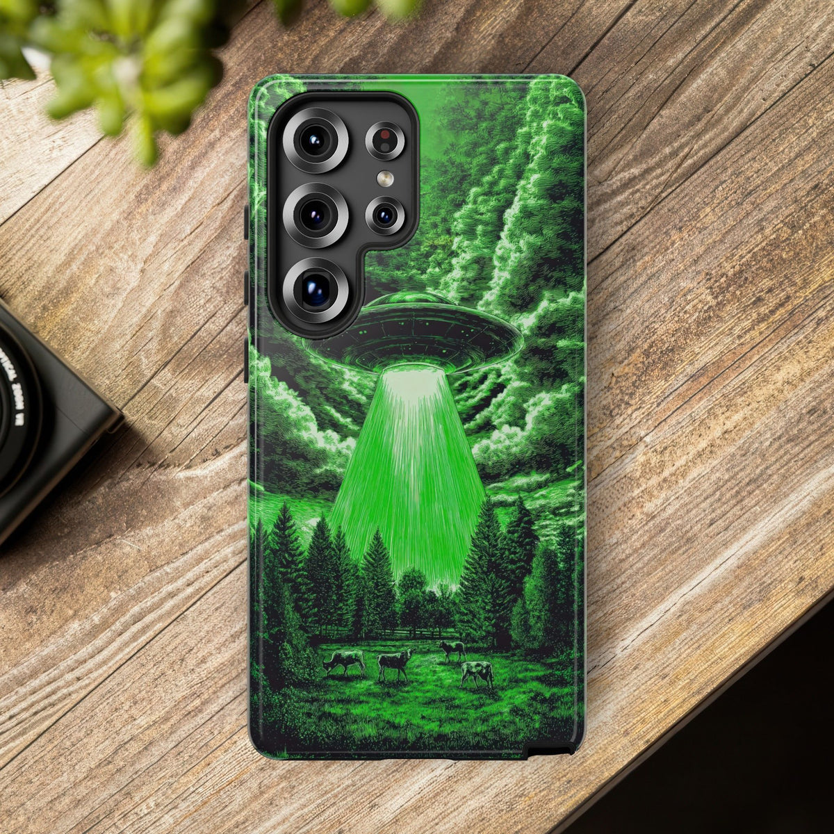 Vintage Alien UFO Graphic Tough Phone Cases